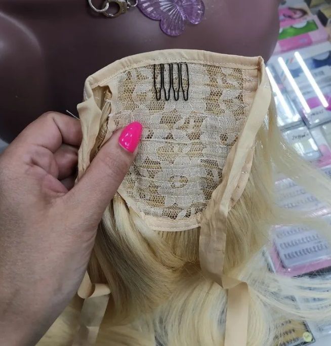 Фото Накладной хвост из натуральных волос на ленте 50cм цвет №613 блонд - магазин  "Домик Принцессы"