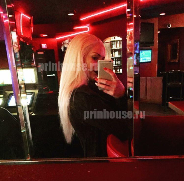 Фото Парик под заказ длинный блонд - магазин  "Домик Принцессы"