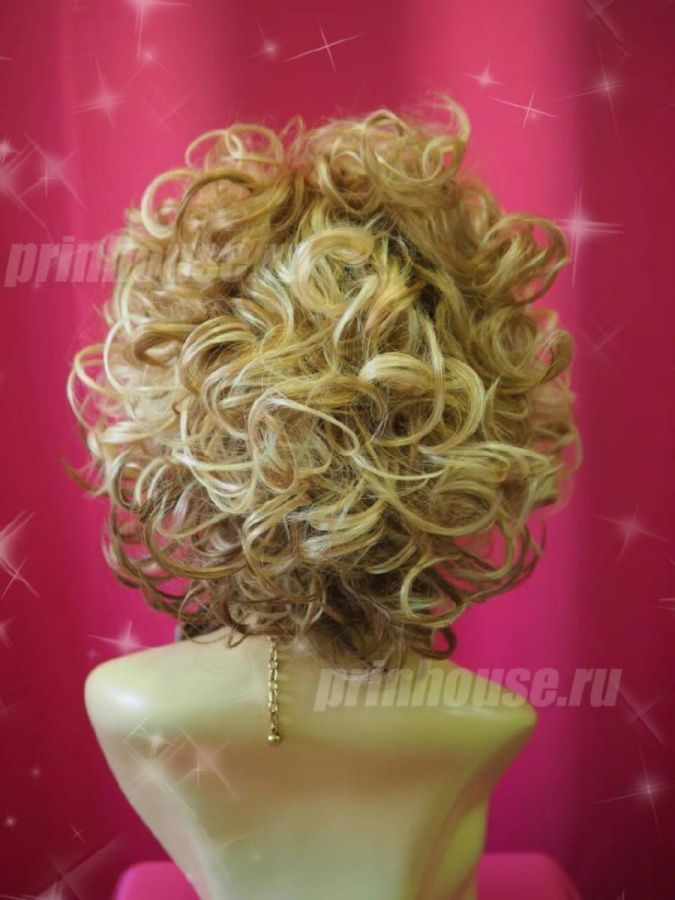 Фото Парик искусственный элегантная стрижка ТЕРМО мелированный блонд - магазин  "Домик Принцессы"