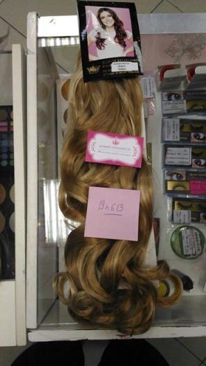 Фото Волосы на заколках искусственные локоны 45см цвет 19h613 темное мелирование - магазин  "Домик Принцессы"