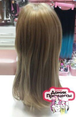 Фото Парик из искусственных волос стильная стрижка с челкой цвет 15 медовый - магазин  "Домик Принцессы"