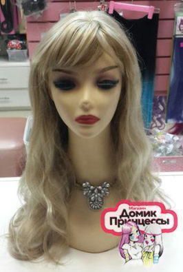 Фото Парик из искусственных волос длинный в локонах с челкой цвет с мелированием - магазин  "Домик Принцессы"