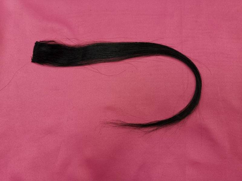 Фото Натуральные волосы на 1 клипсе длина 50см цвет 1 черный - магазин  "Домик Принцессы"