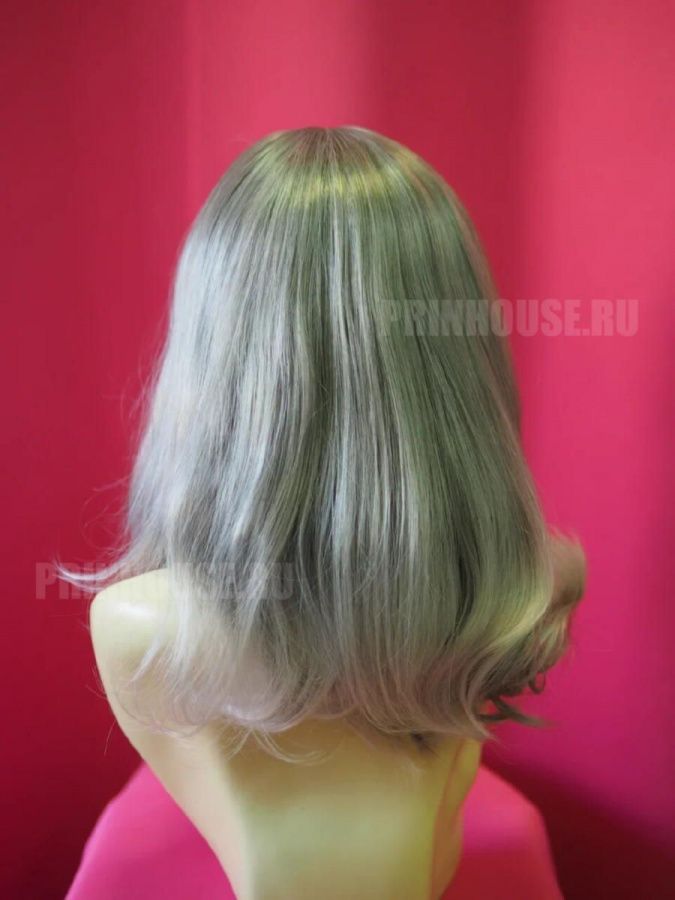 Фото Парик косплей из искусственных волос серый - магазин  "Домик Принцессы"