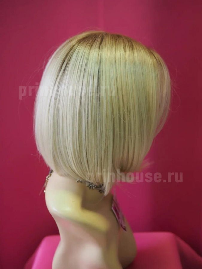 Фото Парик каре с челкой термо цвет блонд омбре - магазин  "Домик Принцессы"
