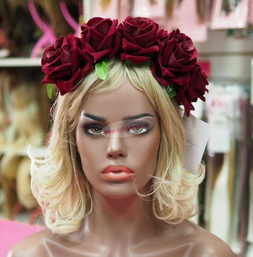 Фото Ободок из пышных больших бордовых роз - магазин  "Домик Принцессы"